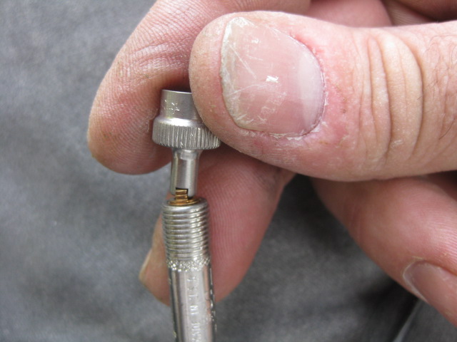 metal stem 21